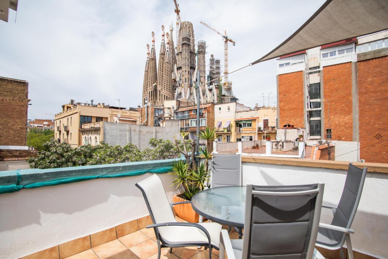 31Mai1043 - Sunny Home Terrace Sagrada Familia Barselona Dış mekan fotoğraf
